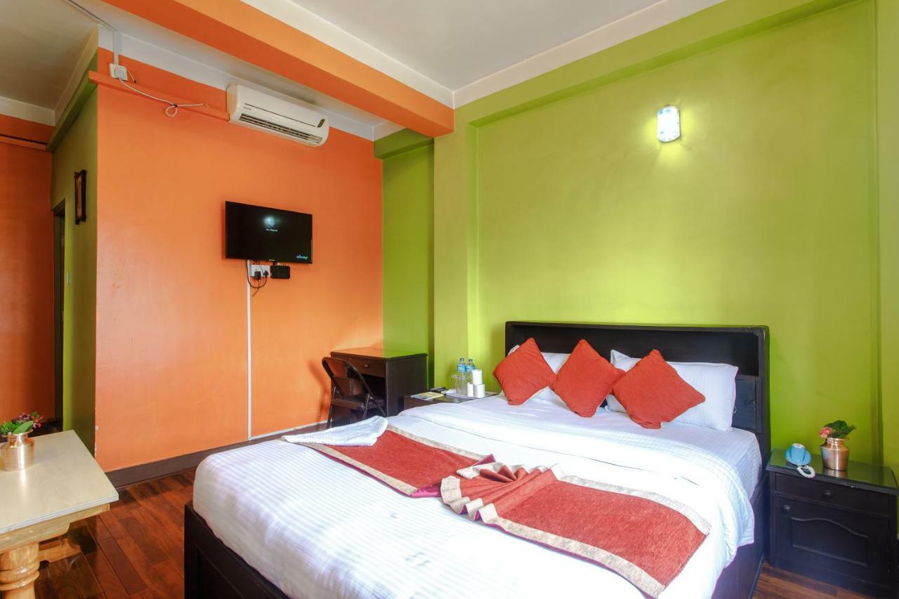 Hotel Nepalaya Kathmandu Exterior photo